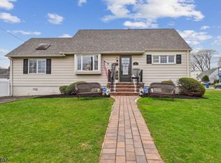 33 Riverdale Ave, Belleville, NJ 07109