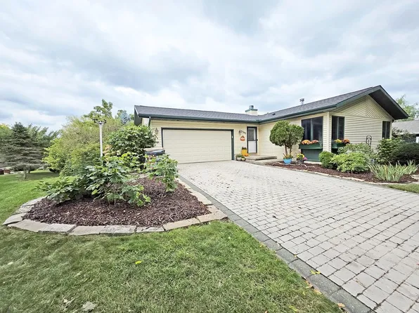 3302 Portage Rd, Madison, WI 53704