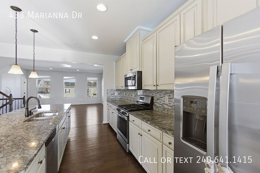 1st image of 433 Marianna Dr