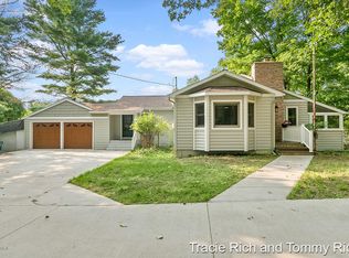 5072 Seven Mile Rd NE, Belmont, MI 49306