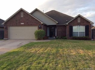 18611 E 50th St S, Tulsa, OK 74134