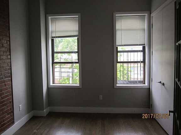 5th image of 140 Ralph Ave APT 3A