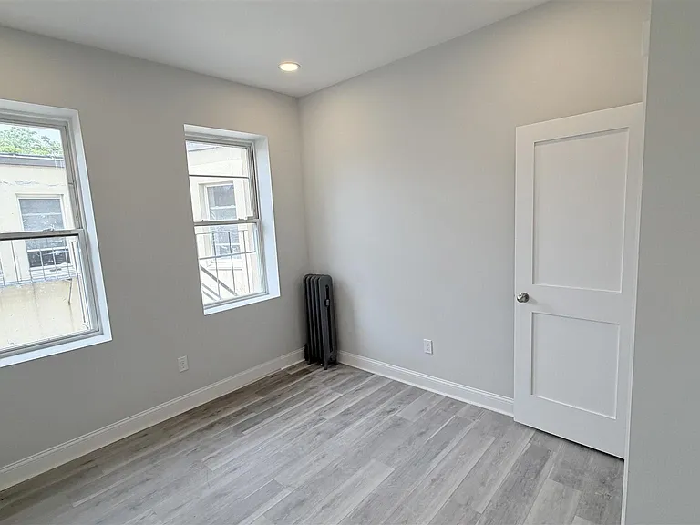 74 Kirkland St #32 — Photo 3
