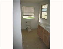 3rd image of 2986 Sun Pointe Ct