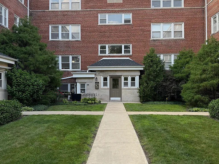 2916 W Berwyn Ave #3 — Photo 12