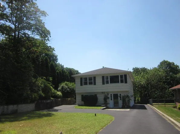 42 E McClellan Ave, Livingston, NJ 07039
