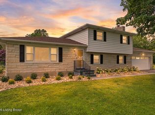 107 Donna Dr, Brandenburg, KY 40108