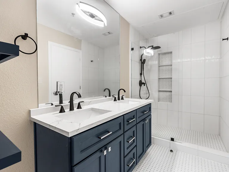 4611 Travis St #801B — Photo 14