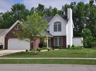 5397 Regency Dr, Columbus, IN 47203