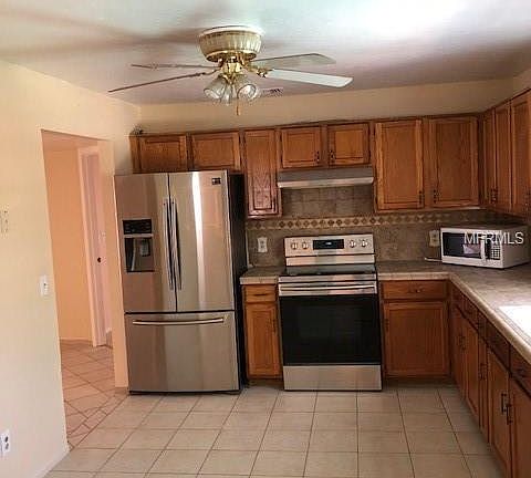 3rd image of 2386 Whispering Maple Dr