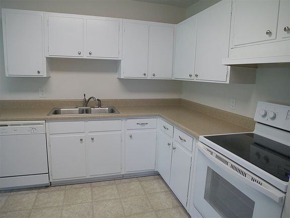 5th image of 1232 Winifred Dr