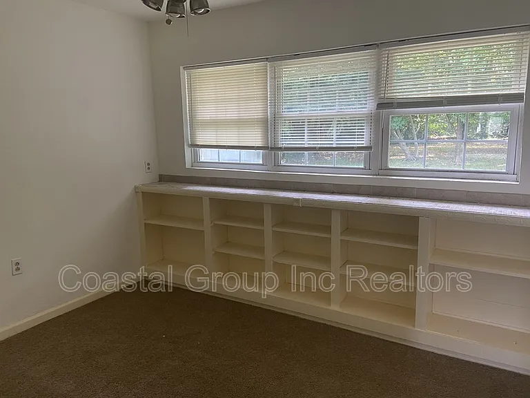 1632 Janke Rd — Photo 7
