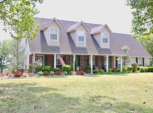 8562 E River Ranch Rd, Claremore, OK 74019