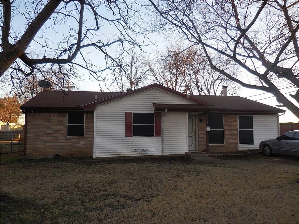 1st image of 502 Thrush Ave