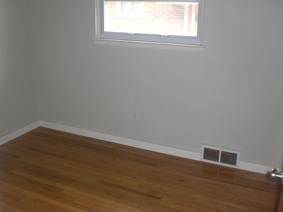 4th image of 8308 Wormer St