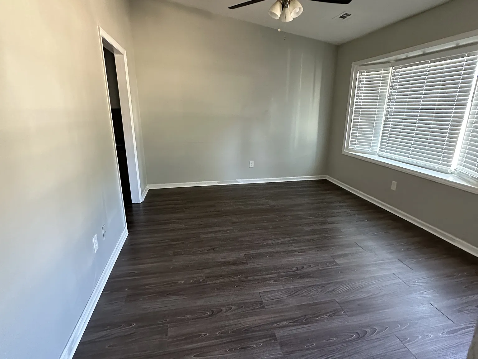 2 bed, 800 sqft, $1,375 — Photo 3