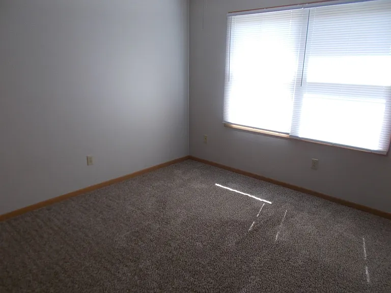 1740 Tanglewood Dr — Photo 22