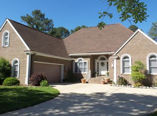 1251 Pine Valley Dr, New Bern, NC 28562