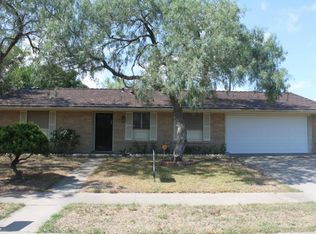 6925 Rhine Dr, Corpus Christi, TX 78412