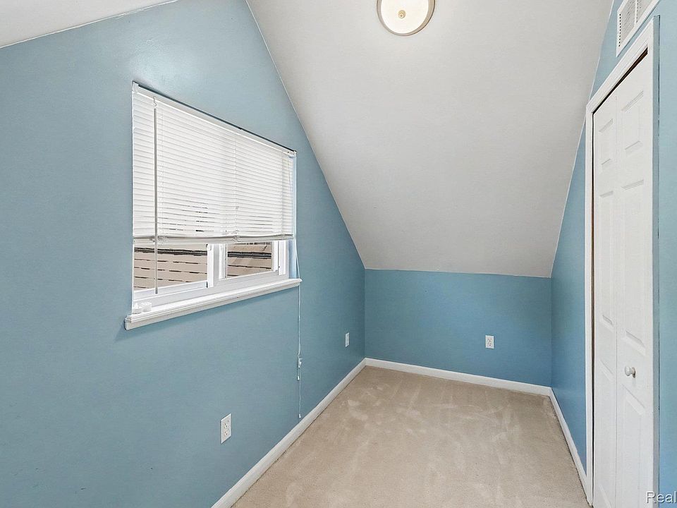 525 E Hillwood Rd, photo 17