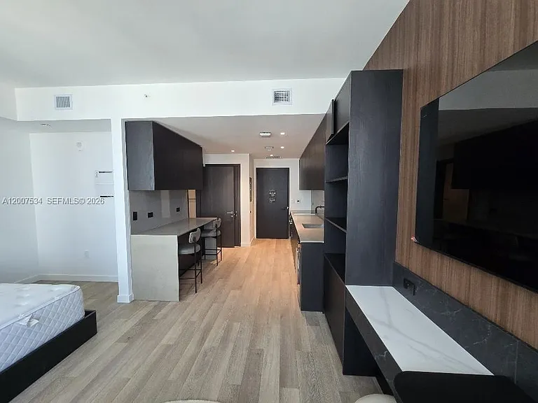20 NE 11th St #2307 — Photo 16