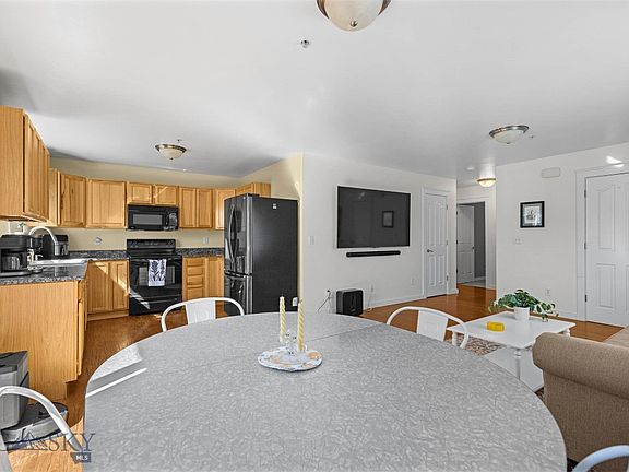 5th image of 1004 Cruiser Ln APT O