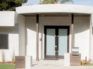 15801 Royal Meadow Pl, Sherman Oaks, CA 91403