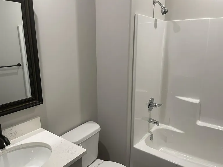 4414 S Mount Carmel Ave — Photo 4
