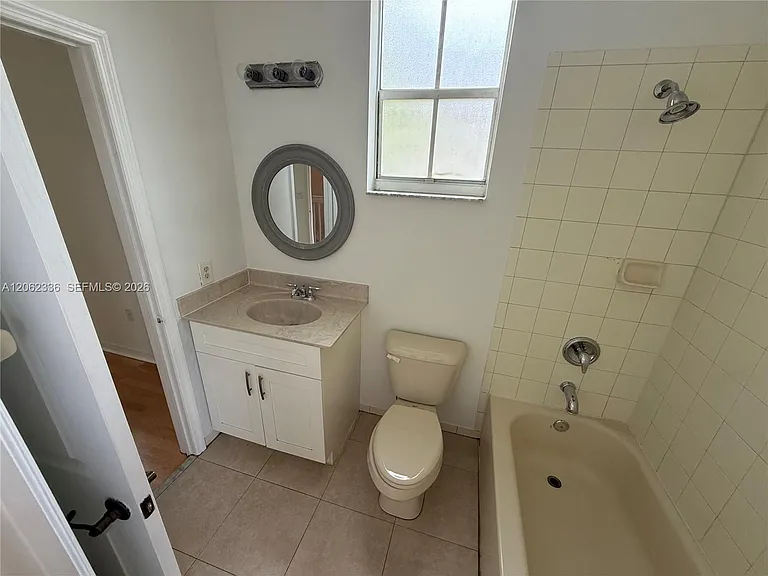 14025 SW 49th St #10 — Photo 20