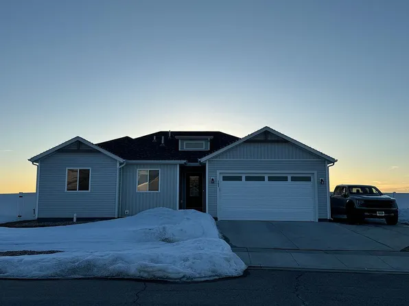 209 Elliot Dr, Evanston, WY 82930