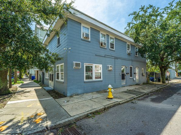 charleston-south-carolina-440949264 picture