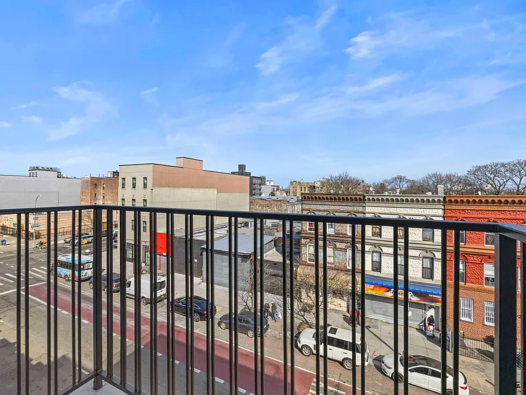 1120 Rogers Ave #2F — Photo 7