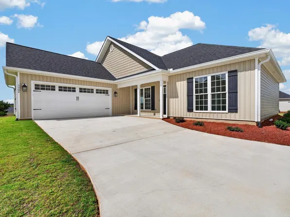 1502 Quail Ridge Ln, Perry, GA 31069