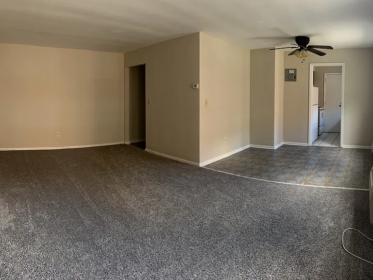Courtyard Apartments — Photo 13