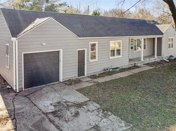 8707 E 77th Ter, Kansas City, MO 64138