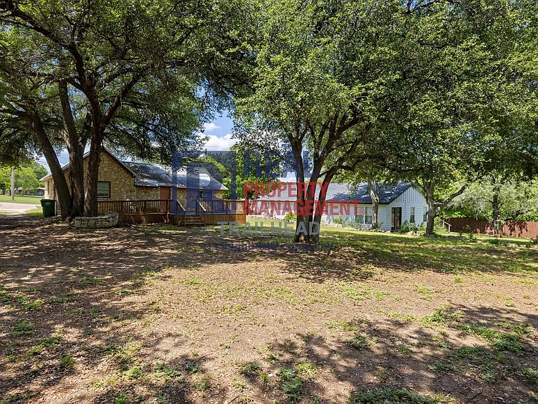 607 Bryan St — Photo 23
