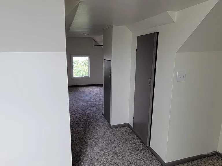 347 Locust Ave #B — Photo 10