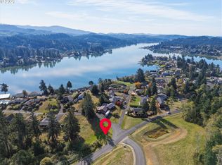 4000 NE 43rd Ave, Neotsu, OR 97364