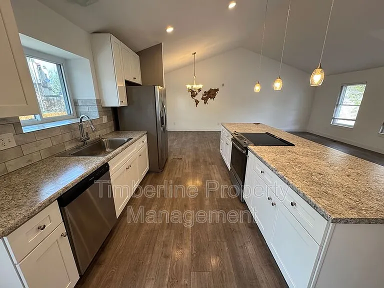 6446 Pulpit Rock Dr — Photo 17