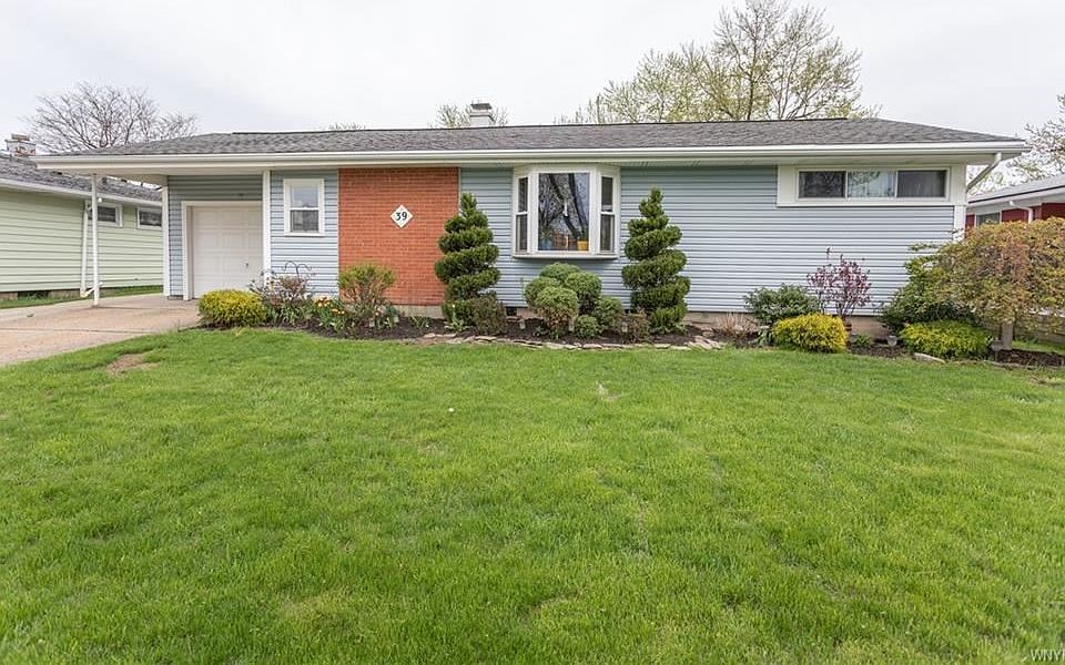 1st image of 39 Marian Dr