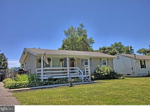 2nd image of 79 Coral Ave