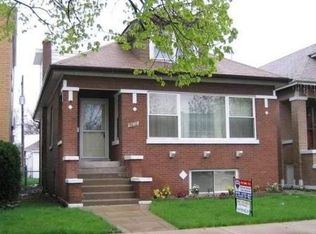 3011 N Lotus Ave, Chicago, IL