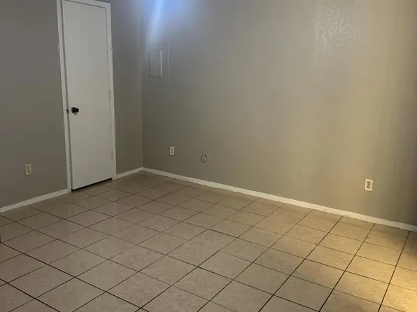 1807 Georgia St, Arlington, TX 76012