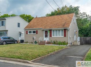 845 Voorhees Ave, Middlesex, NJ 08846