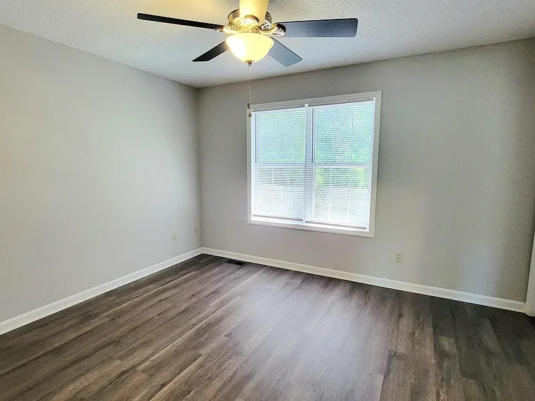 5116 Lamppost Cir — Photo 13