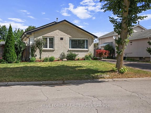 2nd image of 55 Archer Cres