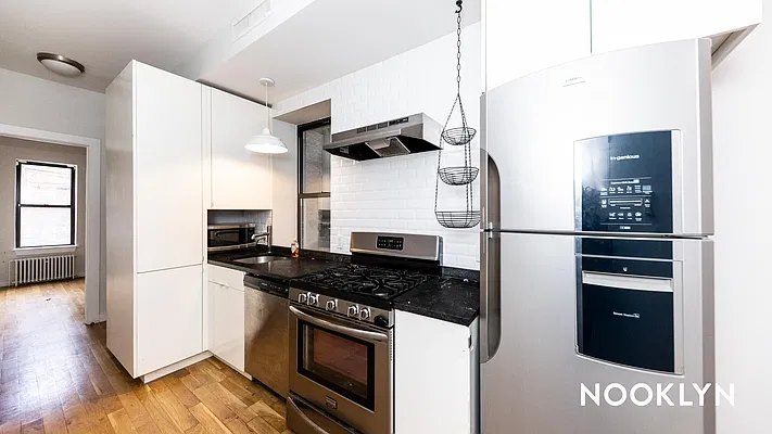 Rented by Nooklyn NYC LLC | media 7