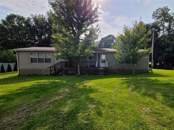 719 Bend Rd, New Wilmington, PA 16142