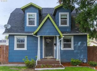 8541 NE Hassalo St, Portland, OR 97220