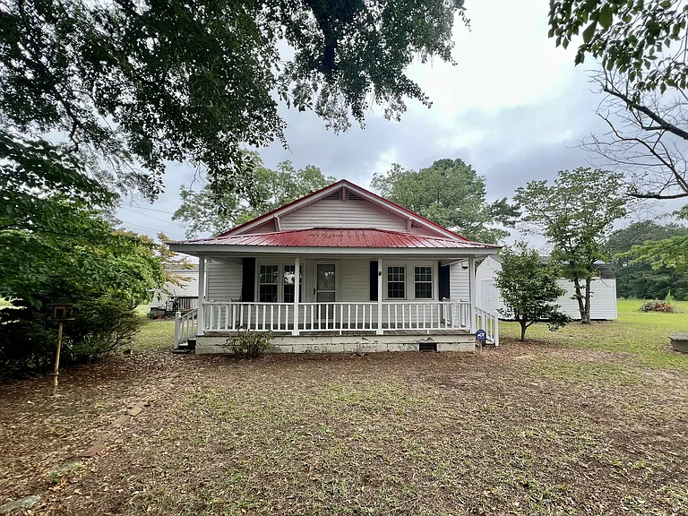 2447 Eldridge Rd — Photo 2